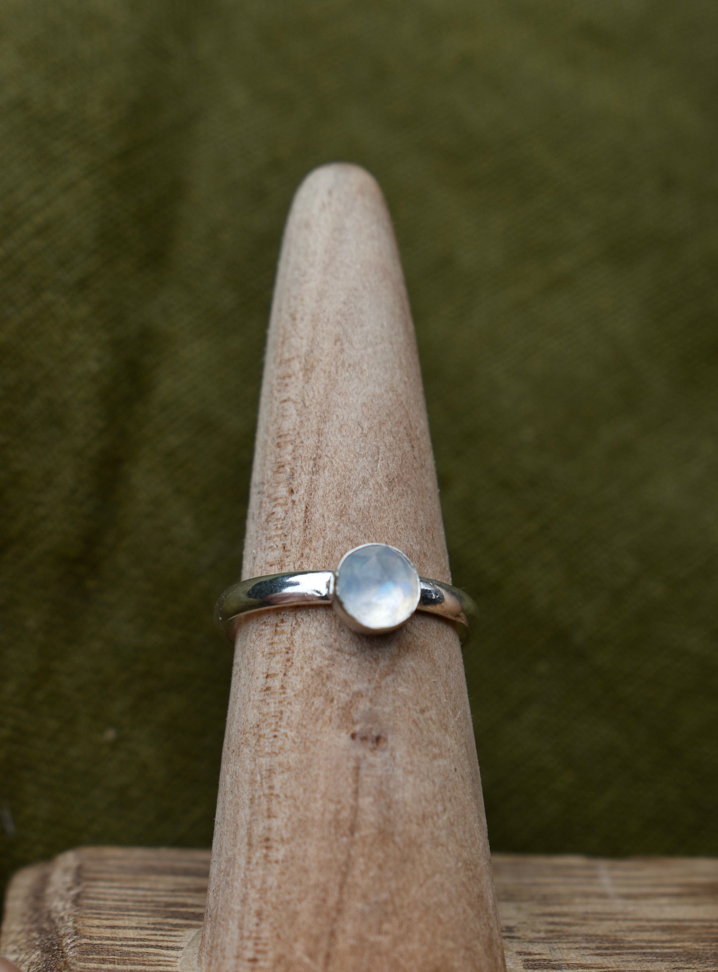 Moonstone Gemmy Ring Size 7.5