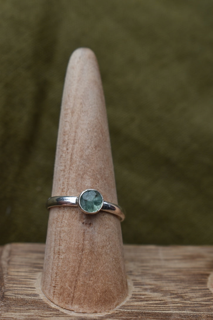 Green Kyanite Gemmy Ring Size 9.5