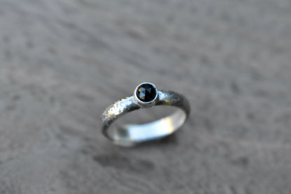 Black Onyx Gemmy Ring Size 8