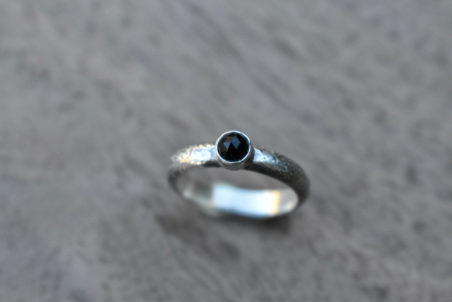 Black Onyx Gemmy Ring Size 8