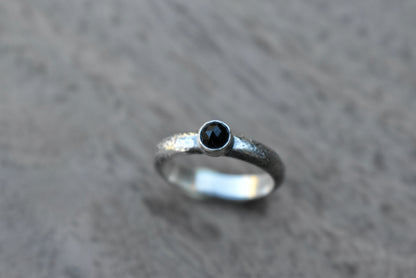 Black Onyx Gemmy Ring Size 8