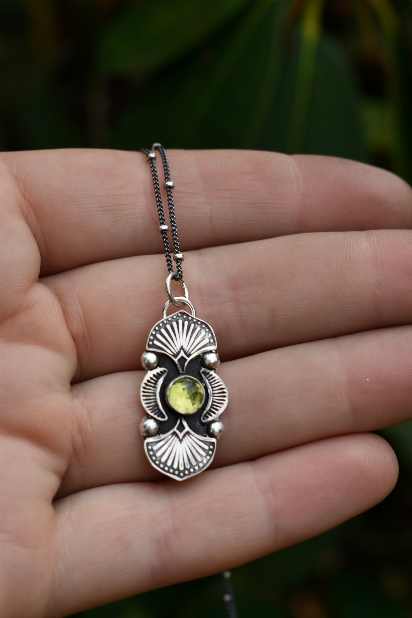 Peridot Bloom Gemmy Pendant