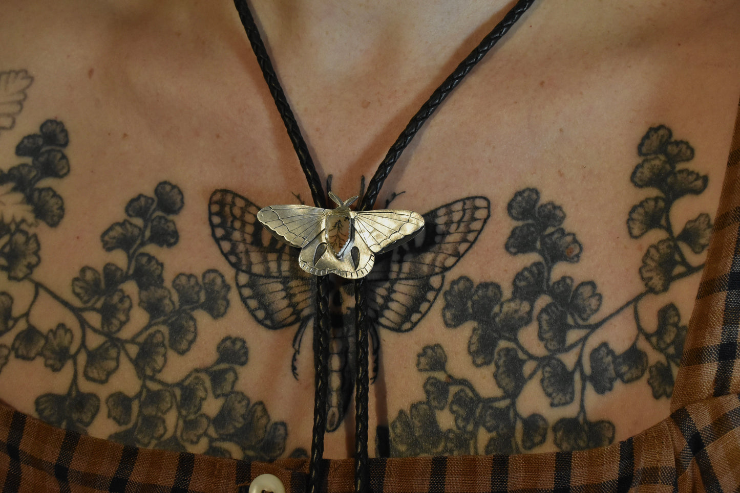 Moth Bolo Tie with Dendritic Agate