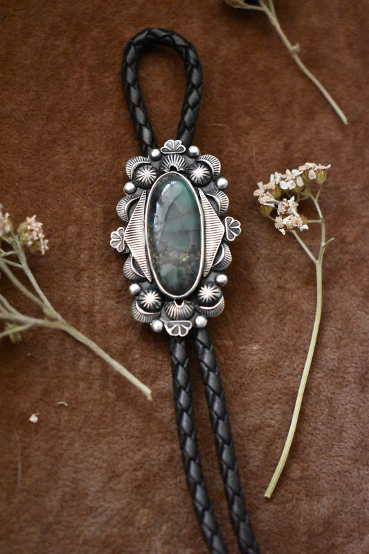 Starfox Variscite Bolo Tie with Peridot Tips