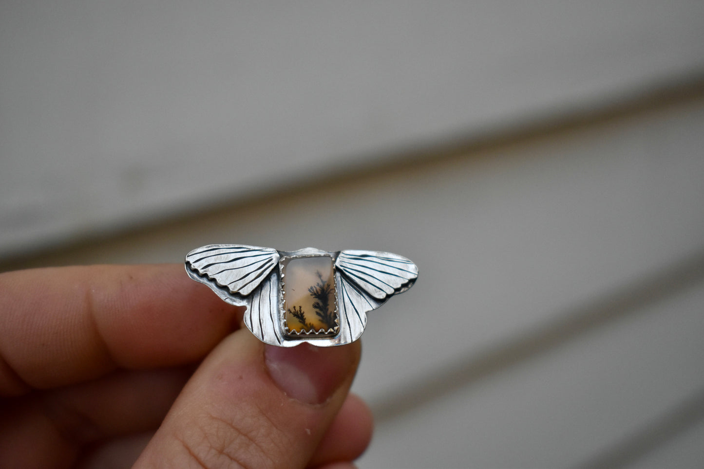 Moth Ring with Dendritic Agate Size 6