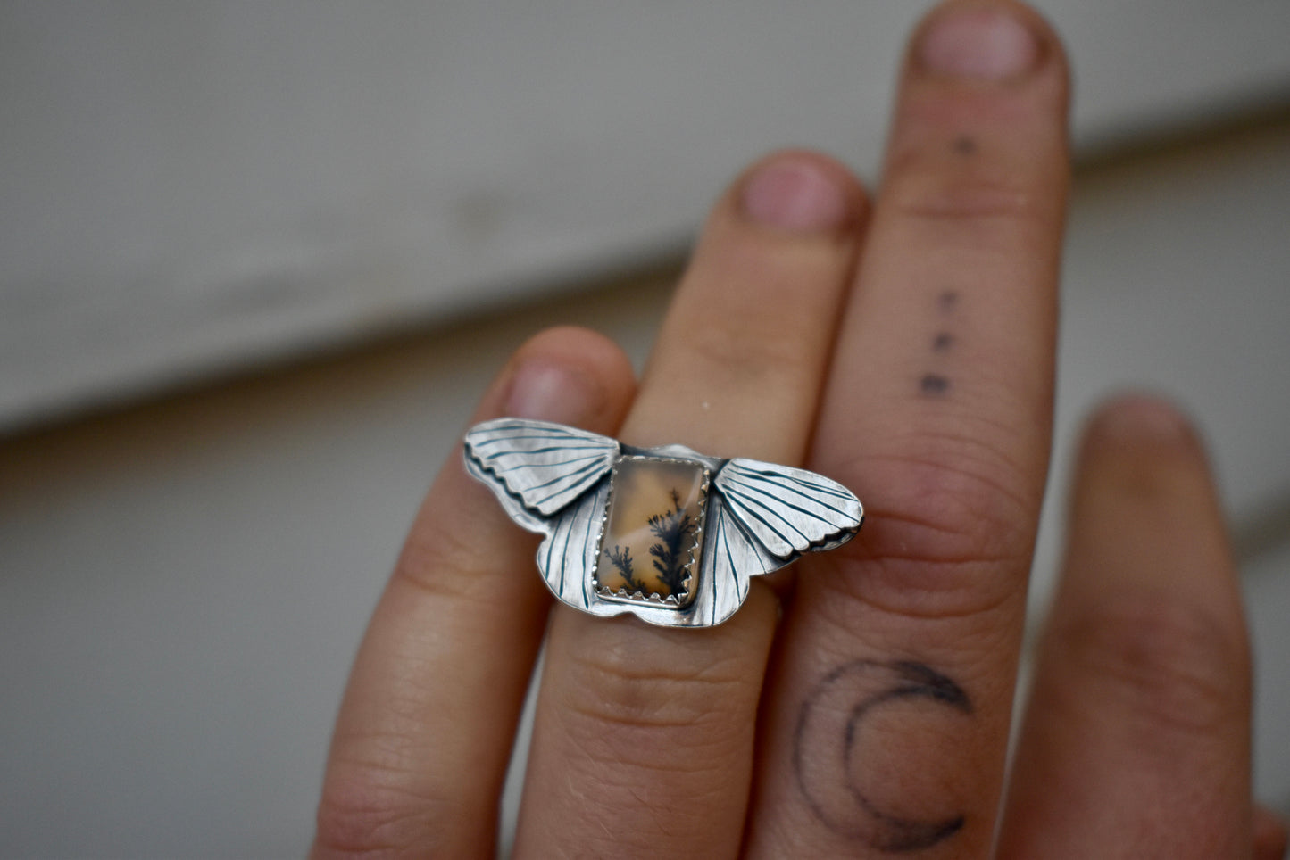 Moth Ring with Dendritic Agate Size 6